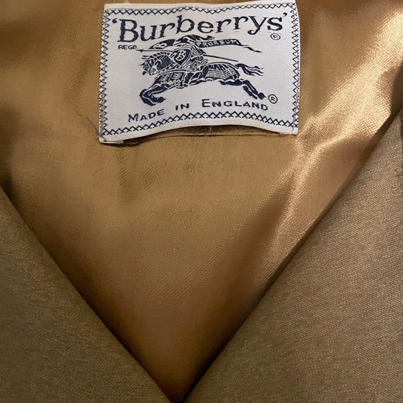 Burberry Trench Coat - Picture 10 of 10